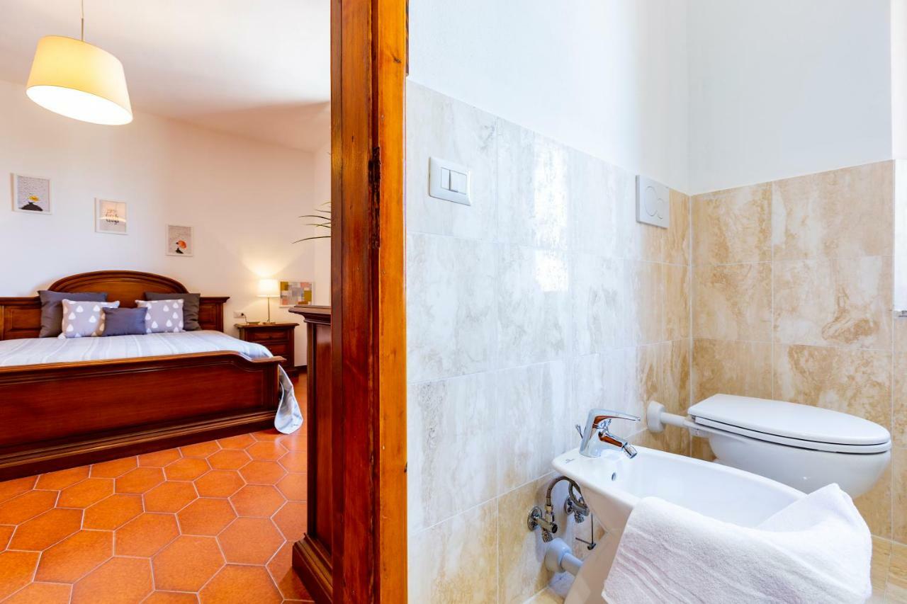 شقة Casa Donatella Montecchio  المظهر الخارجي الصورة